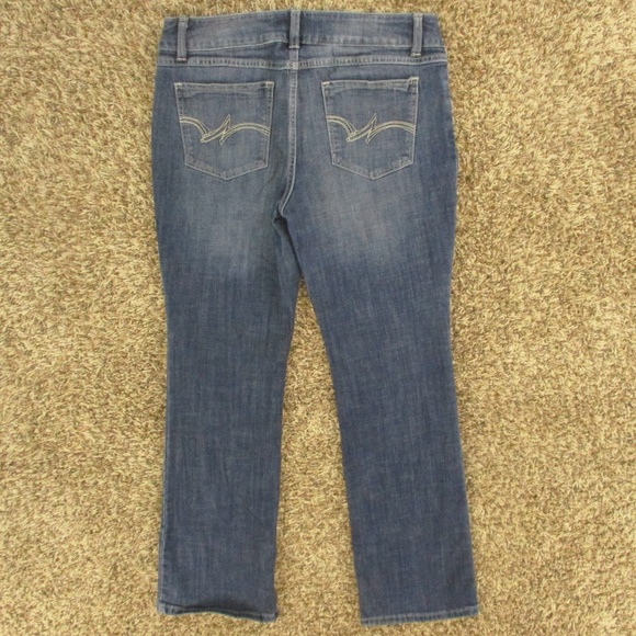 Wrangler Jeans Women's 11 Dark Wash Essential Mid Rise Bootcut Stretch Denim‎ - Picture 2 of 6